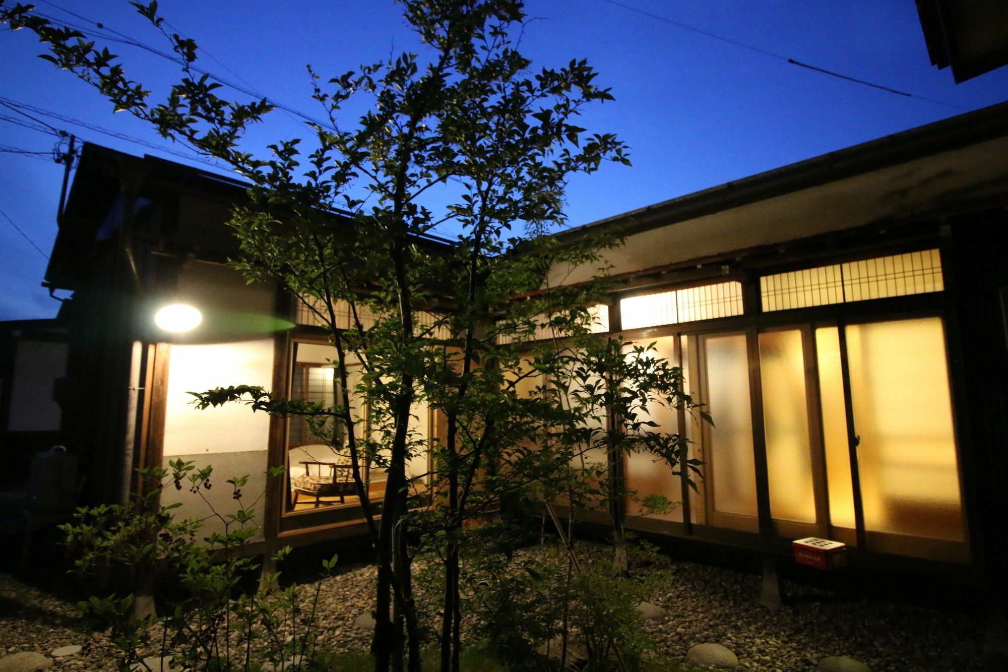 Hostel Fish In A River Takayama  Esterno foto